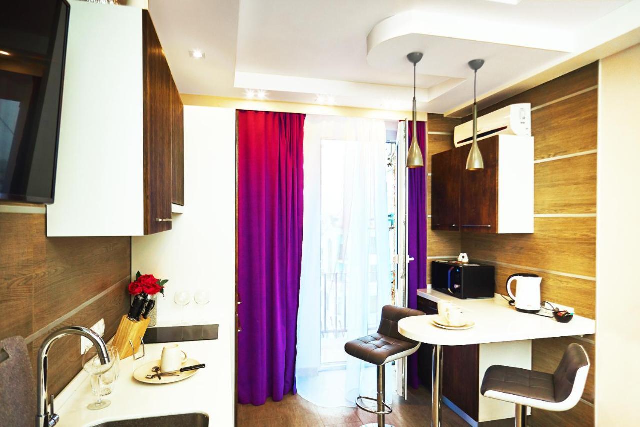 Sauna, Big Jacuzzi , Khreshchatyk Apartments Kiev Exteriör bild