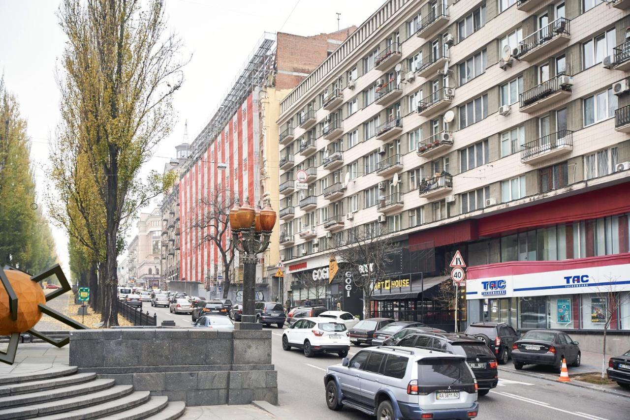 Sauna, Big Jacuzzi , Khreshchatyk Apartments Kiev Exteriör bild