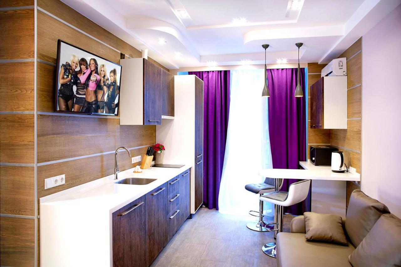 Sauna, Big Jacuzzi , Khreshchatyk Apartments Kiev Exteriör bild